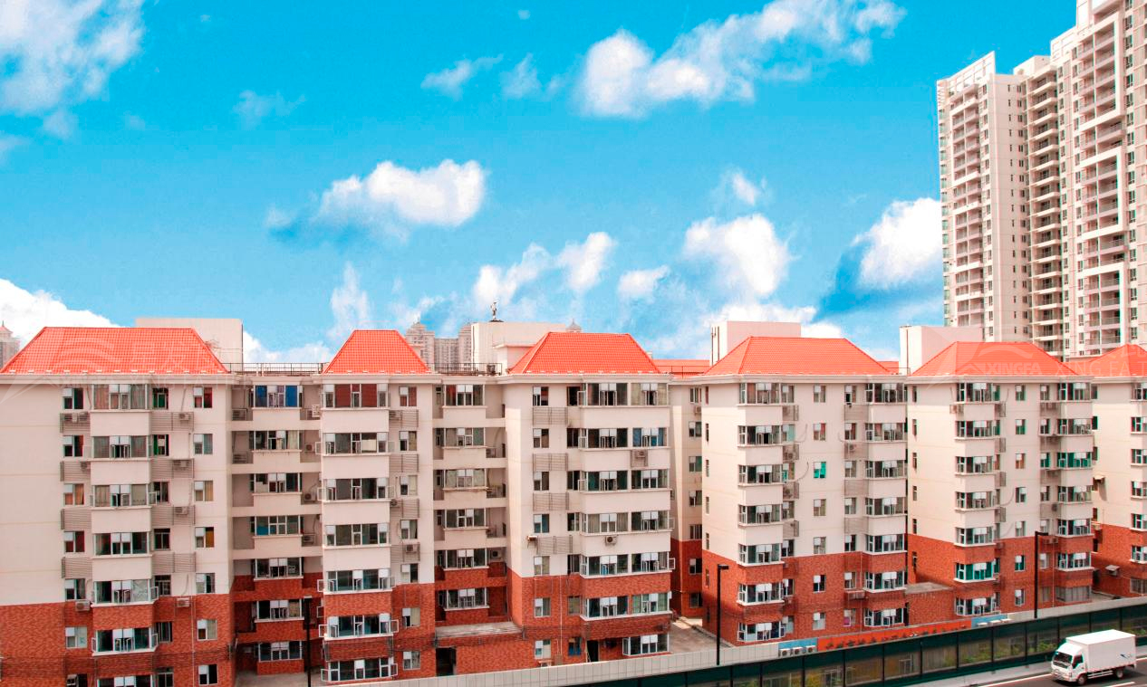 平改坡工程用合成樹脂瓦的優(yōu)勢(shì)，不僅僅是提升城市形象那么簡單！
